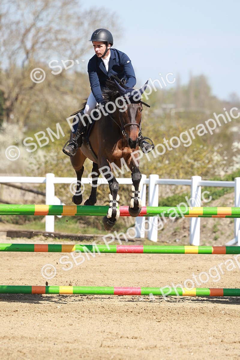 SBM_004225 - Class 17 - Senior Newcomers - 1.10m