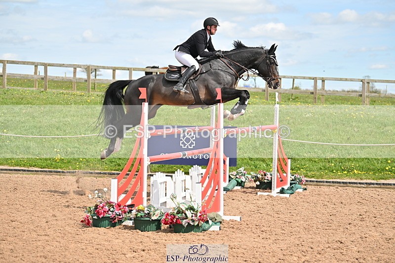 240418A-142137-04332 - Cls 9, 2 Star Big Tour 1.40m