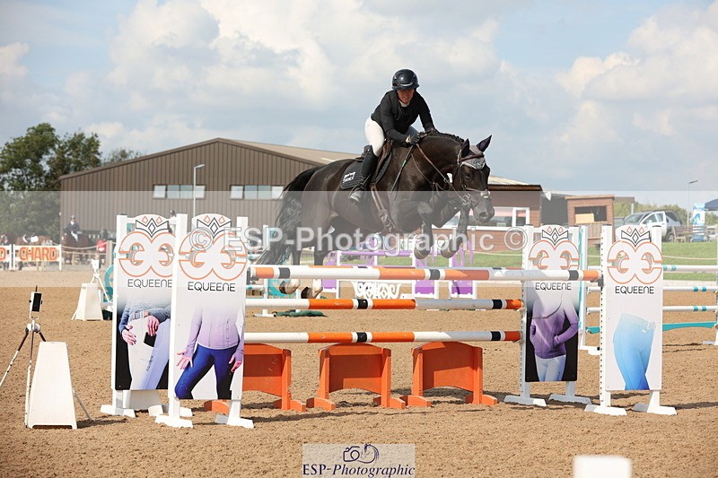 230915A-135148-02479 - Cls 4 National 1.30m