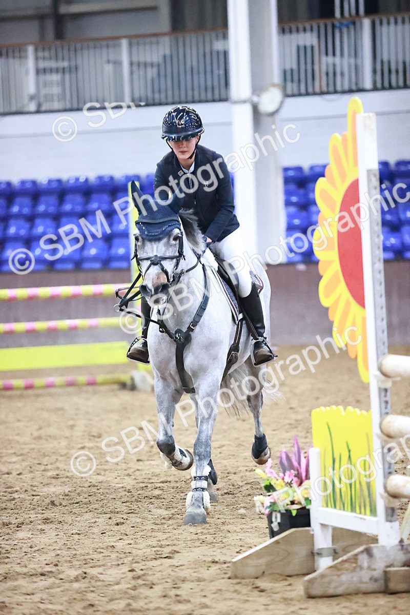 SBM_003076 - Class 13 - Blue Chip Pony Newcomers 1.00m
