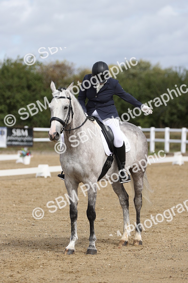 SBM_001535 - Class 2 - Intro 4 Champs - 10.56-11.44