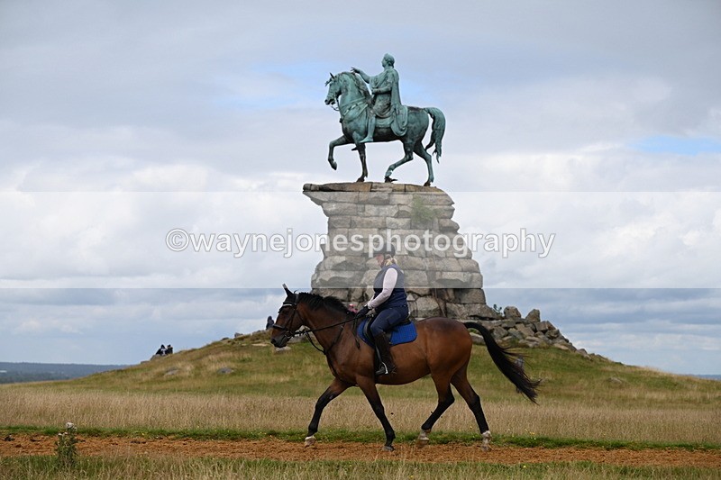 DSC_9125 - Time at Statue 14:33 to 15:10