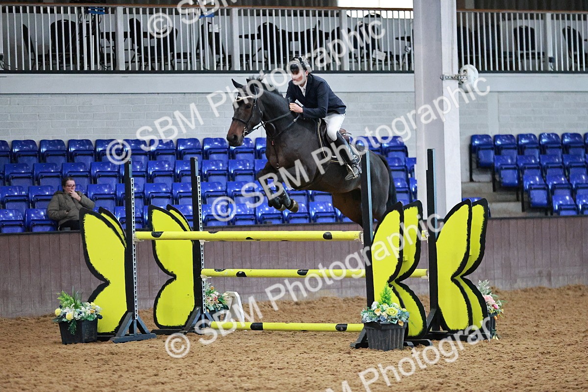 SBM_002015 - Class 5 - Senior Foxhunter 1.20m