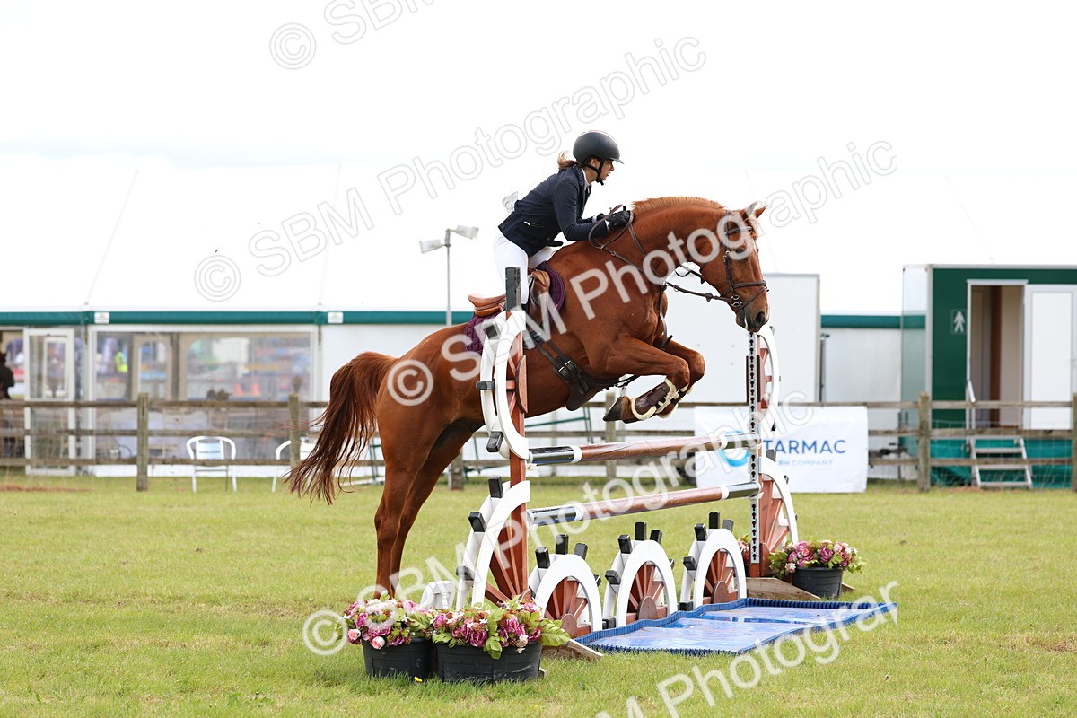 SBM_13420 - Class 206 - Senior Newcomers - 1.10m Open