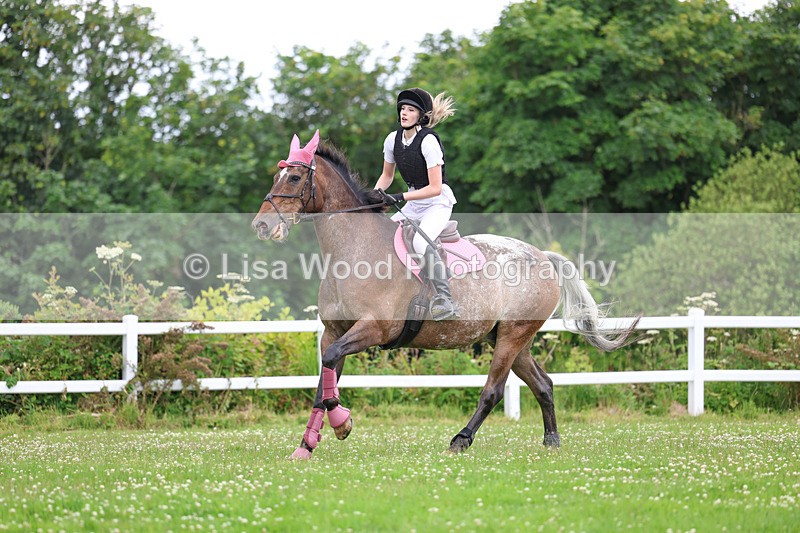 3E7A3683 - Class 6: Hawkins Motors Senior 1.00m Derby