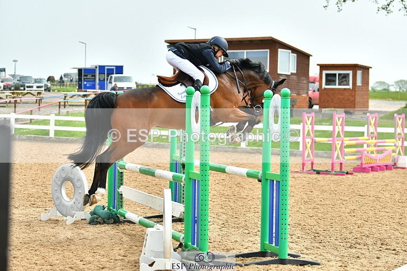 230514A-104921-02334 - Cls 22 Pony Discovery & 90cm Open