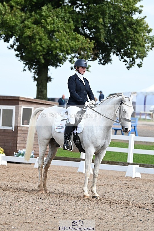 250907-132940-10164 - 065-Jessica.PerrySilver.Secret