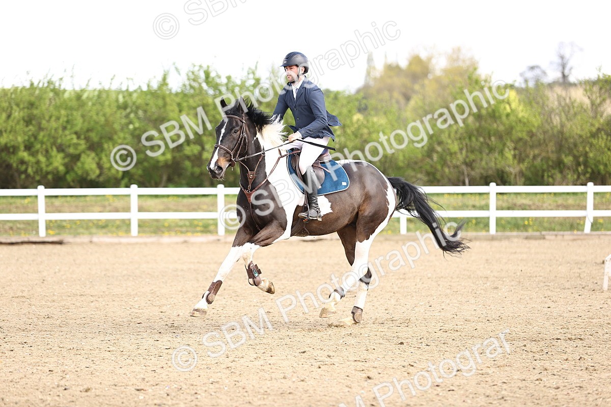 SBM_003341 - Class 16 - Senior Discovery - 1.00m