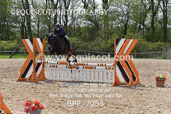 BPP_7055 - CLASS 5 FRI Veterans Show Jumping