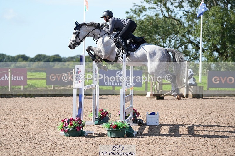 250913-104044-06217 - Cls 14 Snr Newcomers