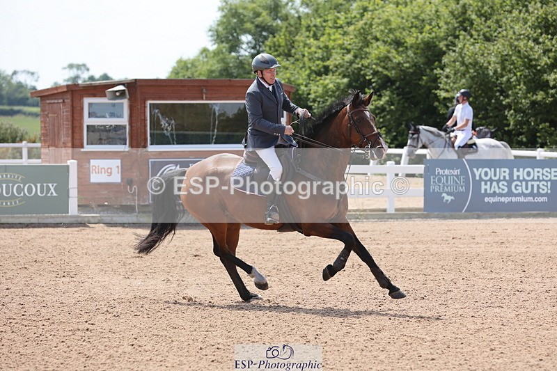 240718A-131218-05463 - Cls 9, 1 Star Bronze Tour 1.10m