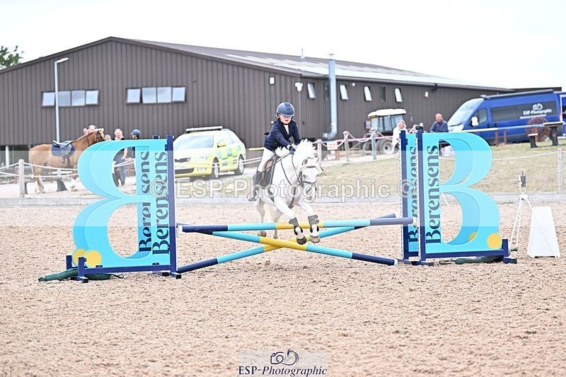 250826-163718-00330 - 70cm