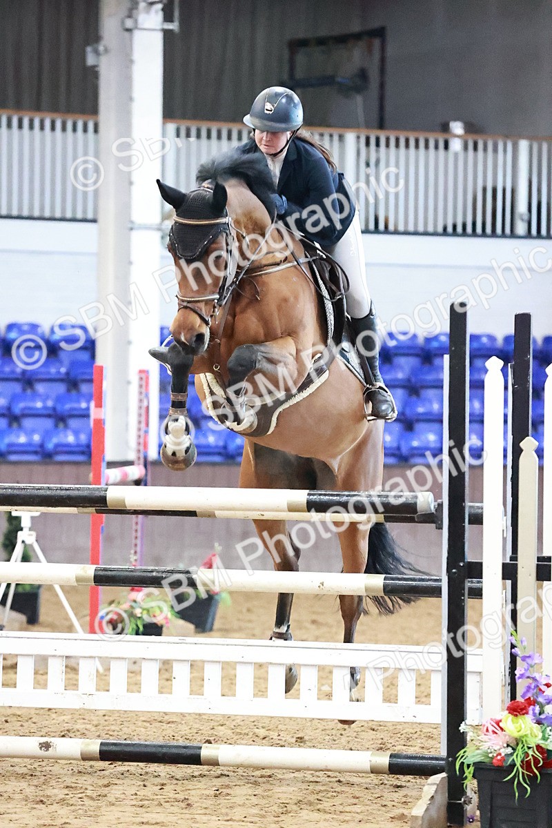 SBM_003005 - Class 11 - Senior Foxhunter 1.20m