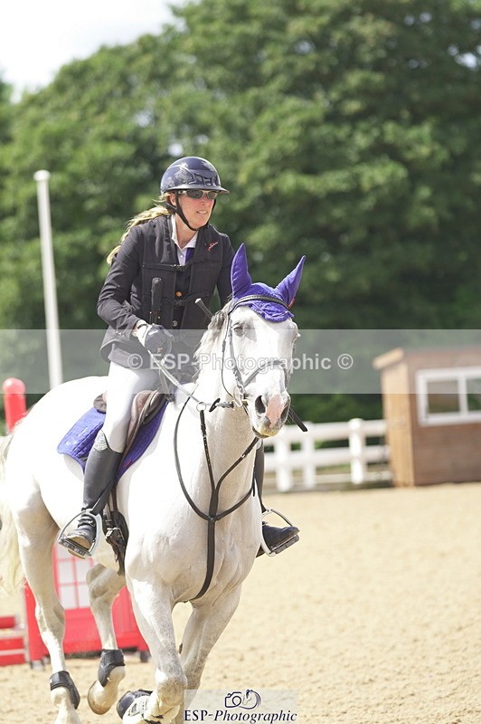 230729A-130058-06058 - Cls 22 85cm Amateur Quali