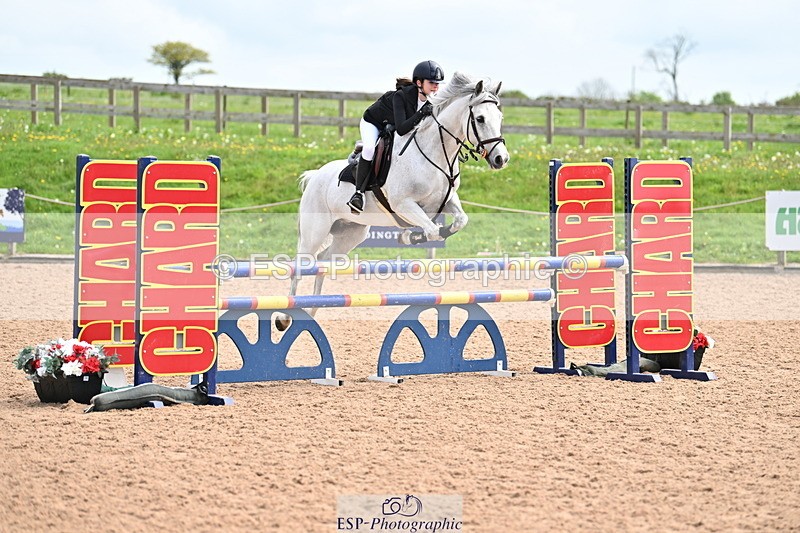 240506A-114619-08602 - Cls 4 Blue Chip Pony Newcomers & 1m Open