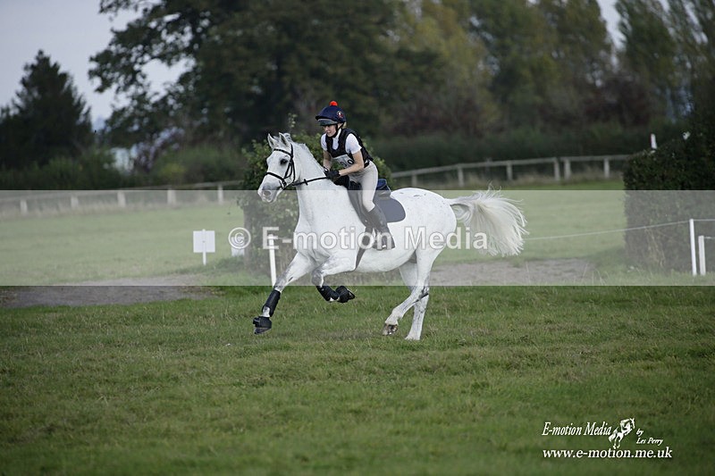  WWHT 171021 3980 - Open (1.00m)  17/10/21