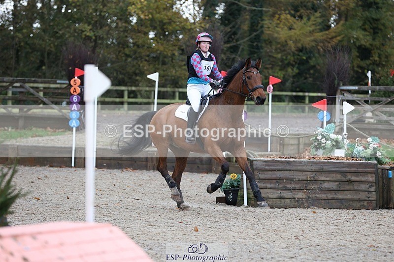 231118-141241-02187 - Cls 3 90cm