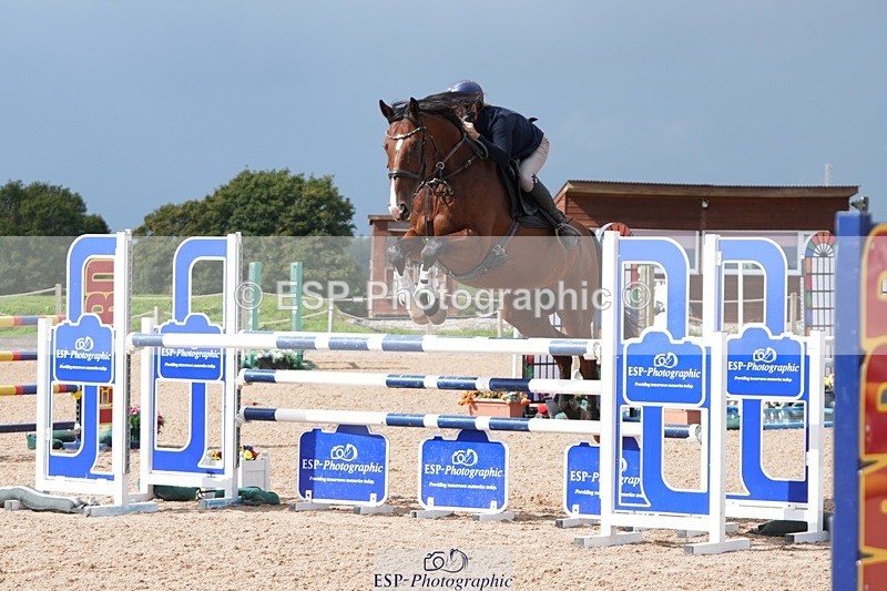 250913-122654-06883 - Cls 15 Snr Foxhunter