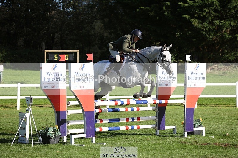 231022-111938-25102 - 624-CORRIEVIEW.OSCAR-Jane.Rogers-TrotUp+SJ