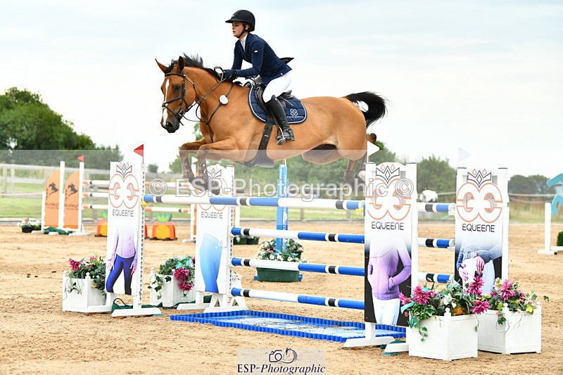 230720A-154444-04015 - Cls 9, 2 Star Big 1.40m Start to break