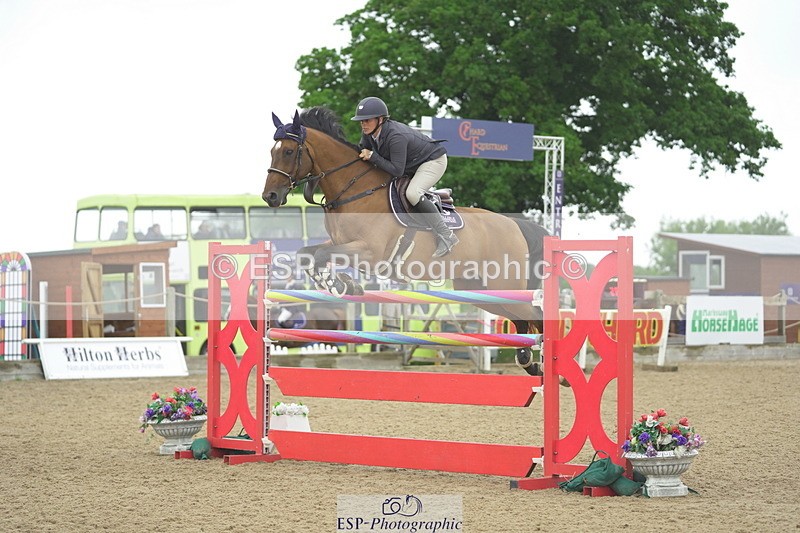 230730A-133852-10158 - Cls 27 Chard Grand Prix