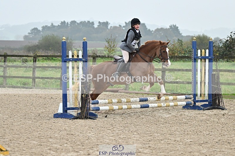 241110-100433-00177 - 40cm Showjumping