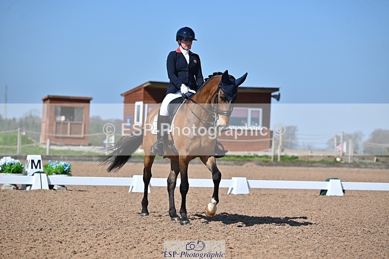 250405-105759-10066 - 115-Isla.Sully-Vagabond.De.Massa