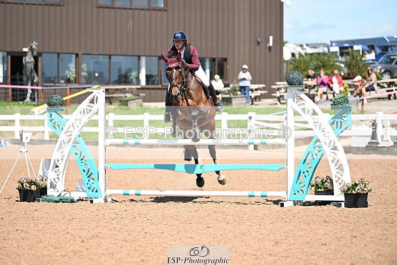 240728A-141932-09447 - Cls 36 1.05m Amateur Qualifier