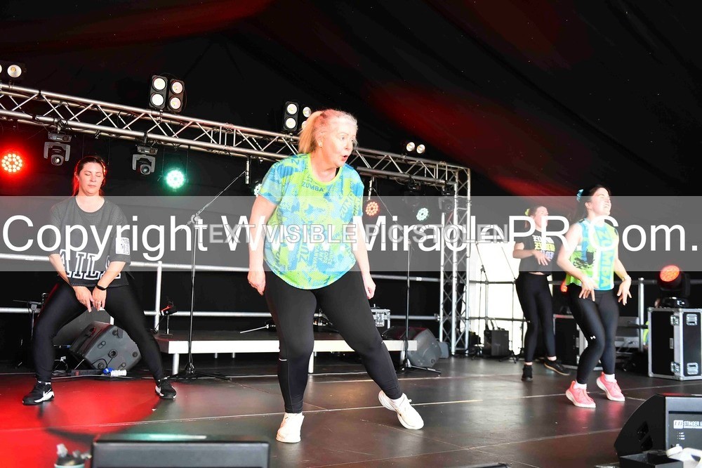 SH4_0347 - Zumba with Sara Ann.