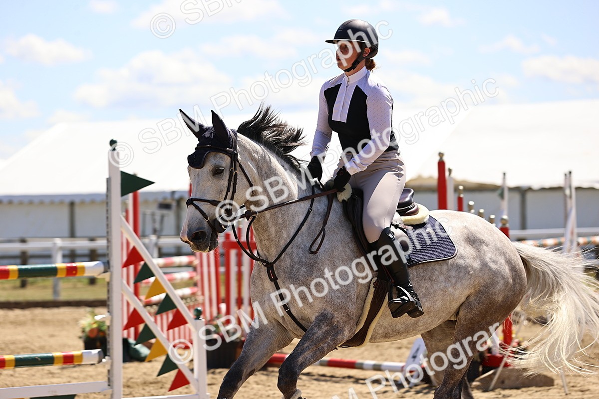 SBM_014902 - Class 15 - Senior Newcomers - 1.10m Open