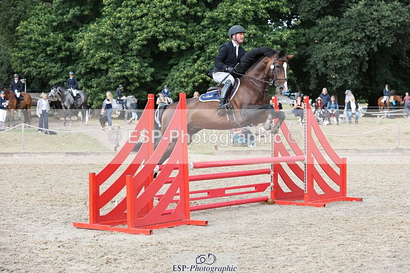 250829A-114218-01442 - Cls 7 British Novice and 90cm