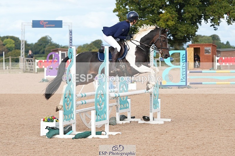 250921-101048-02126 - Cls 4 Pony British Novice and 80cm