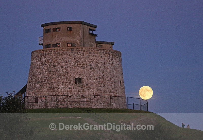 Carleton Martello Tower Super Blood Moon Rising - Saint John