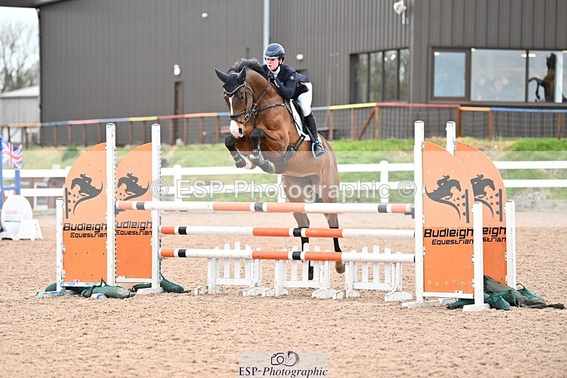 250112-120837-01242 - Cls 19 Snr 1.05m Open