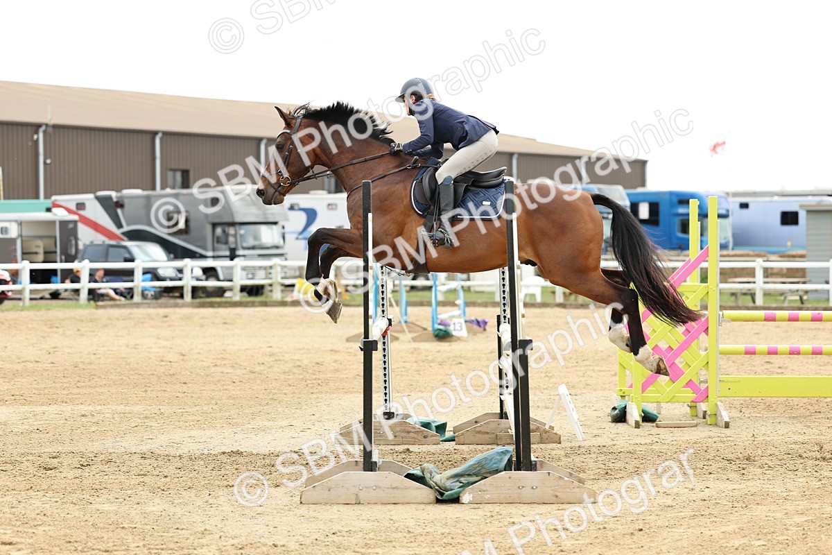 SBM_005489 - Class 17 - Senior Discovery - 1.00m