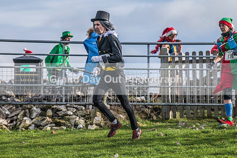 Litton-110 - Litton Christmas Cracker Fell Race (Limestone Series) Sunday 14th December 2025