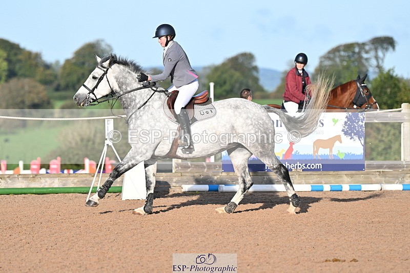 231015A-092347-06938 - Cls 28 Newcomers & 1.10m Open