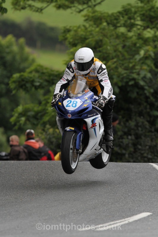 Ian Mackman Suzuki / Electrico - Monster Energy Supersport Race 2