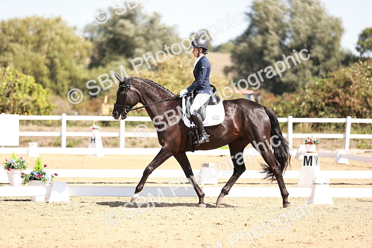 SBM_004856 - Class 12 - Novice 5 - 12.02-12.44