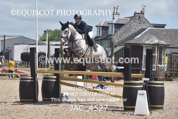 JAC_4527 - CLASS 6 Senior Newcomers/ 1.10m Open