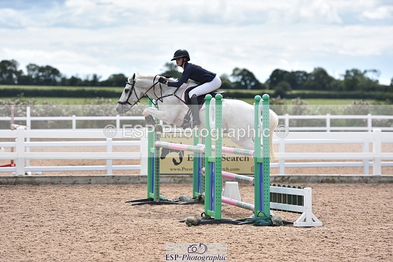 230806A-143026-02528 - Cls 22 Pony Foxhunter & 1.10m Open