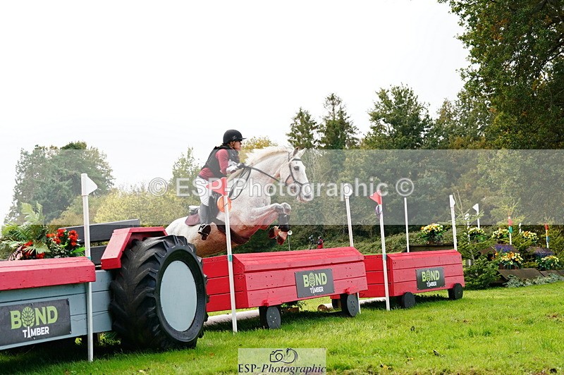 251025A-134130-20661 - F-476-Romellie.Brown