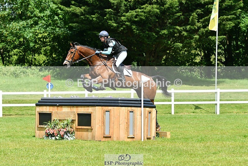 230528-134339-17269 - 462-WOODLANDS_BE_DARING-Sasha_Hargreaves-XC