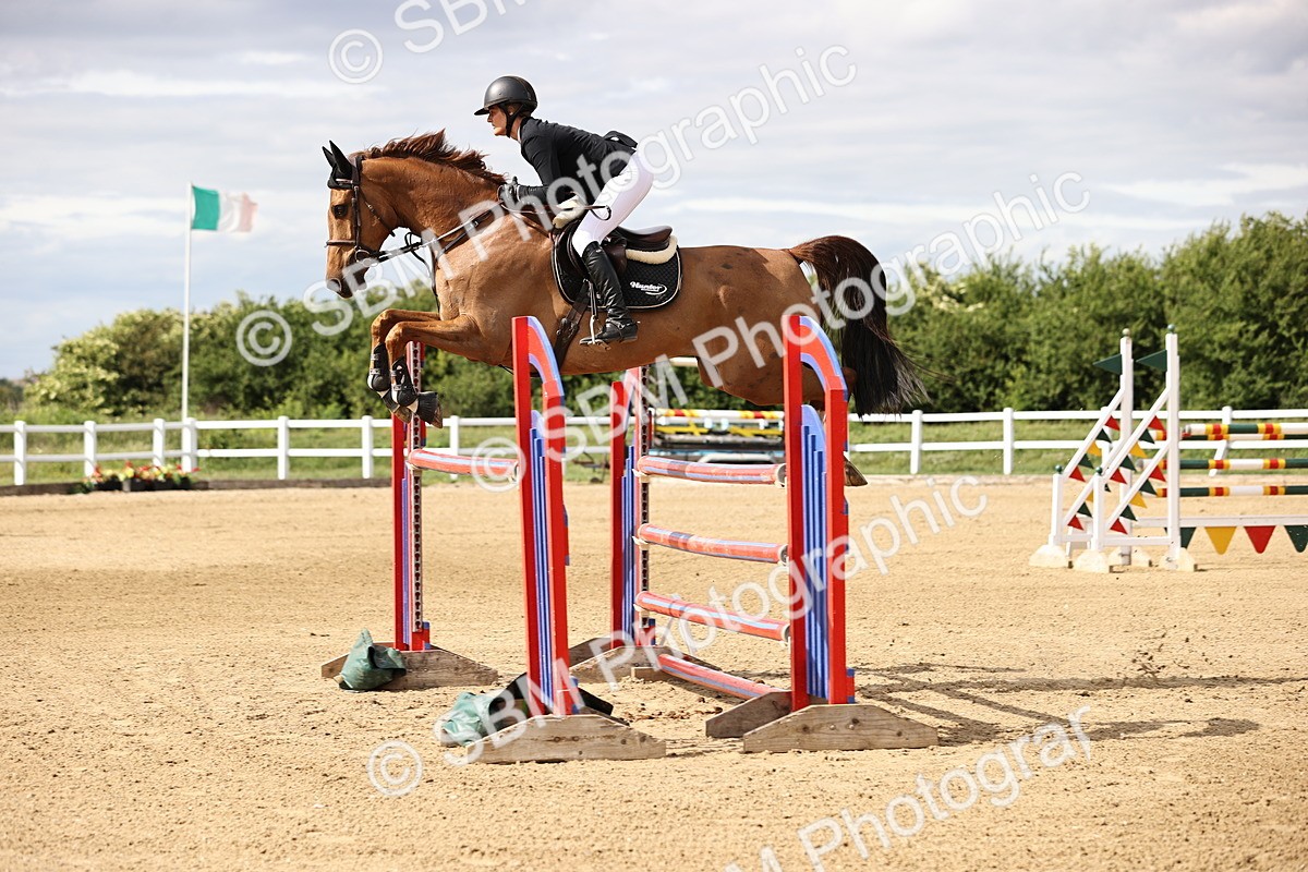 SBM_003519 - Class 13 - Senior Foxhunter - 1.20m