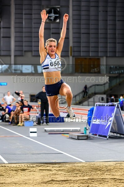 SeniorInd25-911672 - Field Female