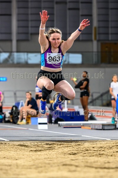 SeniorInd25-911400 - Field Female