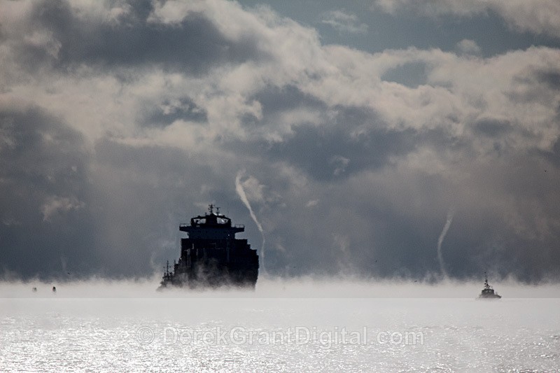 Arctic Fog Sea Smoke Vortices Steam Devils - Boats