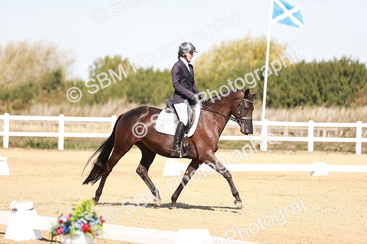 SBM_004479 - Class 12 - Novice 5 - 10.31-11.41