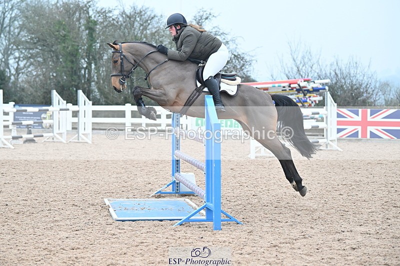 240113A-125557-02080 - Cls 12 Newcomers and 1.10m Open