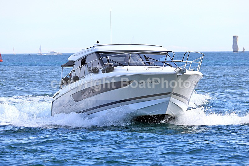 180804 BON VENTURA - NC11 1Y3A5014 - Motorboats - Hardtop